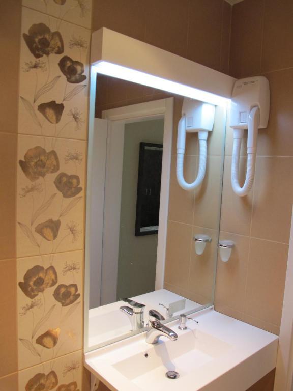 Aqua Varvara Hotel Vetren Dol Quarto foto