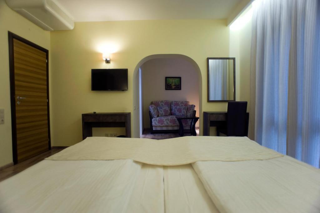 Aqua Varvara Hotel Vetren Dol Quarto foto